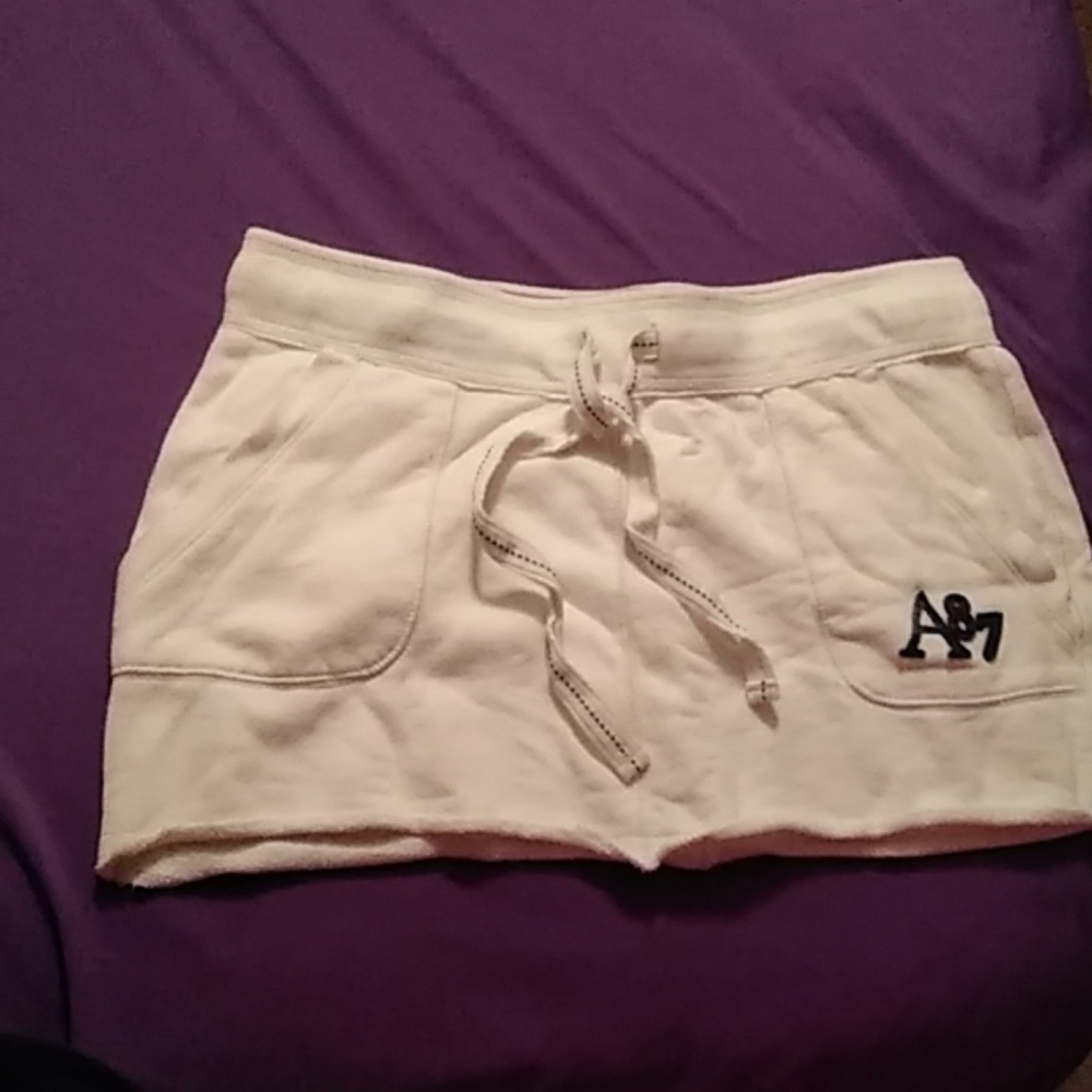 Its a Aeropostale cotton skirt